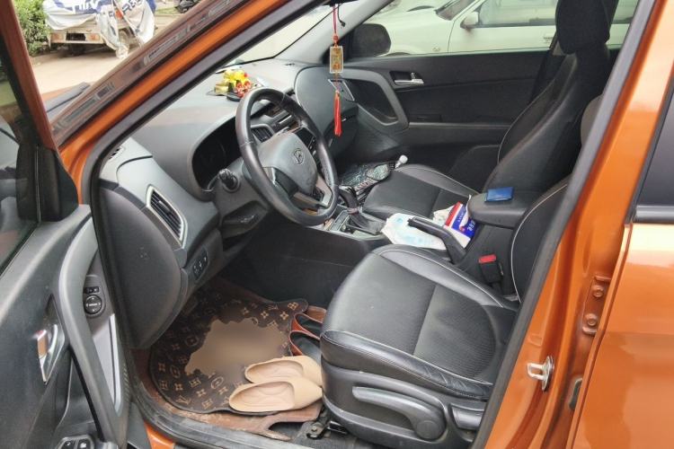 Used Hyundai ix25 2015 1.6L Automatic Two-Wheel Drive Smart GLS Trim Driver Seat