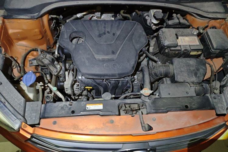 Used Hyundai ix25 2015 1.6L Automatic Two-Wheel-Drive Deluxe DLX Model Engine Bay
