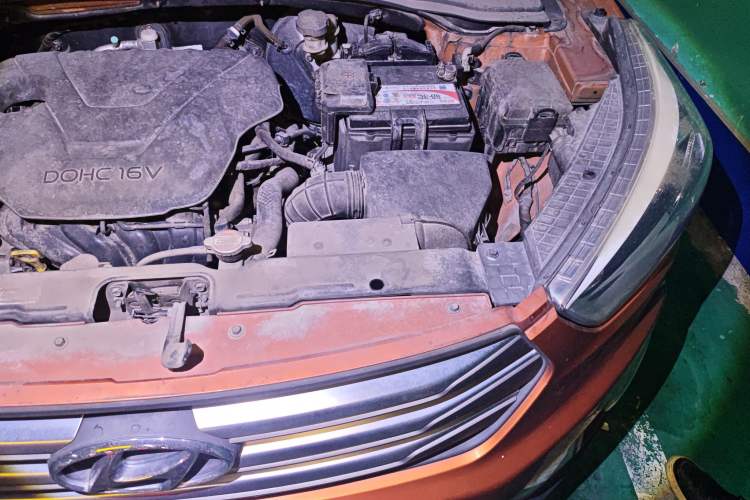 Used Hyundai ix25 2015 1.6L Automatic Two-Wheel Drive Smart GLS Trim Engine Bay Left