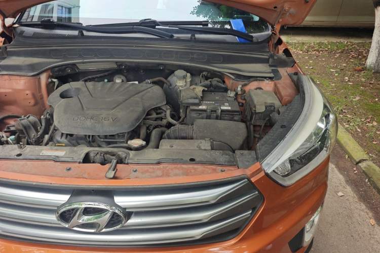 Used Hyundai ix25 2015 1.6L Automatic Two-Wheel Drive Smart GLS Trim Engine Bay Left