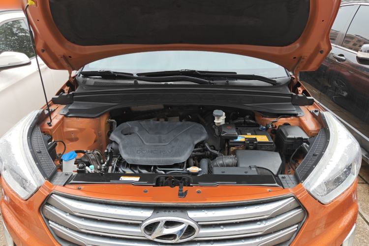 Used Hyundai ix25 2015 1.6L Automatic Two-Wheel Drive Smart GLS Trim Engine Bay