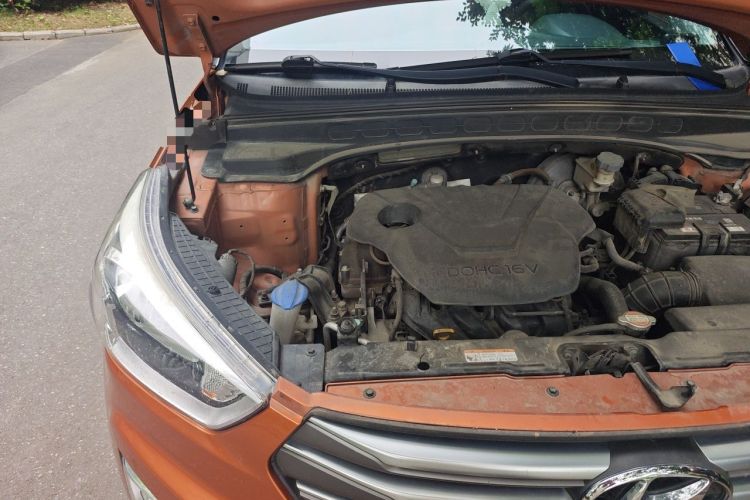 Used Hyundai ix25 2015 1.6L Automatic Two-Wheel Drive Smart GLS Trim Engine Bay Right