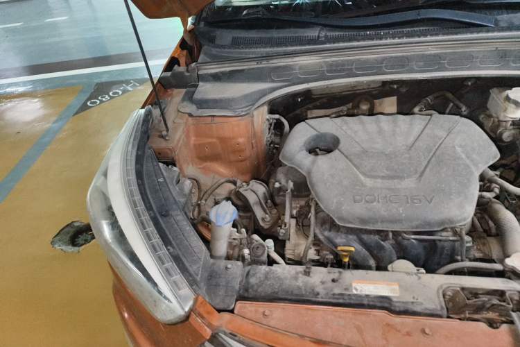 Used Hyundai ix25 2015 1.6L Automatic Two-Wheel Drive Smart GLS Trim Engine Bay Right