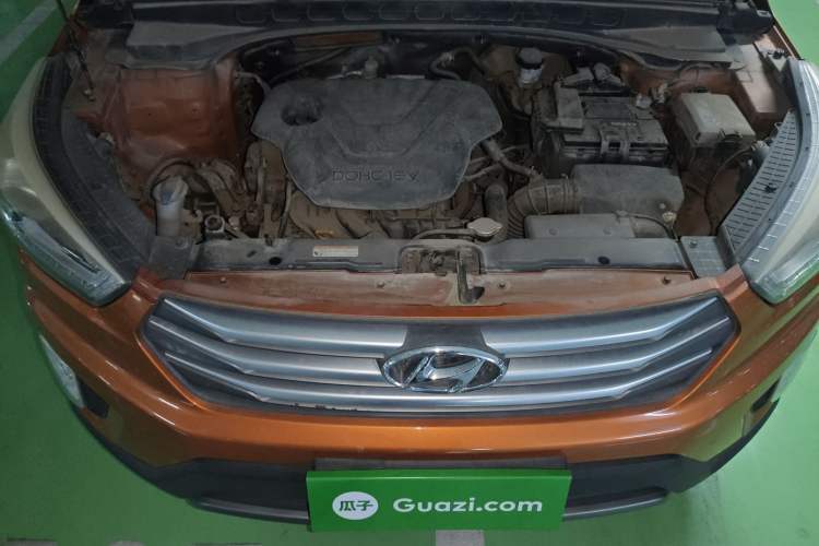 Used Hyundai ix25 2015 1.6L Automatic Two-Wheel-Drive Deluxe DLX Model Engine Bay