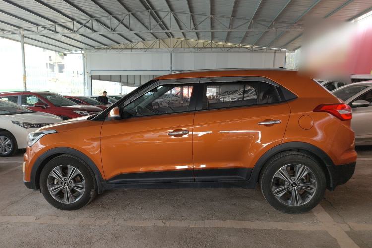 Used Hyundai ix25 2015 2.0L Automatic Two-Wheel Drive Intelligent GLS Exterior 3