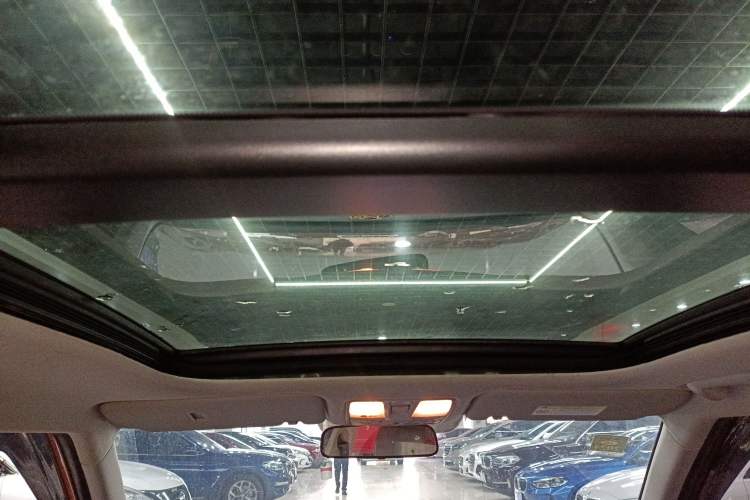Used Hyundai ix25 2015 1.6L Automatic Two-Wheel Drive Smart GLS Trim Headliner