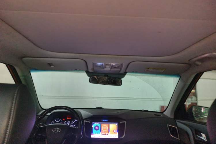 Used Hyundai ix25 2015 1.6L Automatic Two-Wheel Drive Smart GLS Trim Headliner