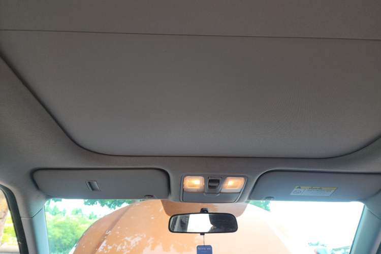 Used Hyundai ix25 2015 1.6L Automatic Two-Wheel Drive Smart GLS Trim Headliner
