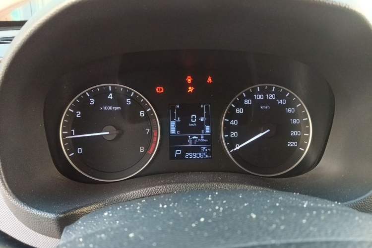 Used Hyundai ix25 2015 1.6L Automatic Two-Wheel Drive Smart GLS Trim Instrument Cluster
