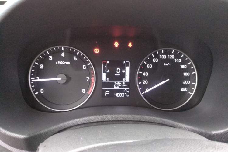 Used Hyundai ix25 2015 1.6L Automatic Two-Wheel Drive Smart GLS Trim Instrument Cluster