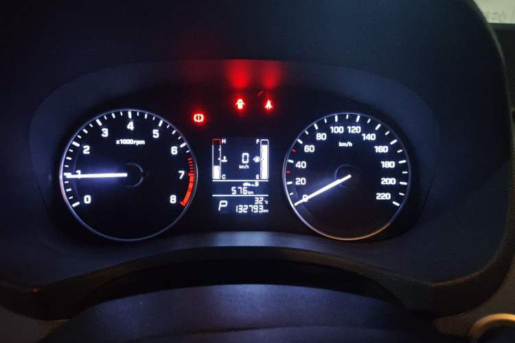 Used Hyundai ix25 2015 1.6L Automatic Two-Wheel-Drive Deluxe DLX Model Instrument Cluster