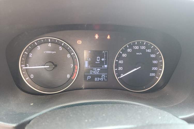 Used Hyundai ix25 2015 1.6L Automatic Two-Wheel Drive Smart GLS Trim Instrument Cluster