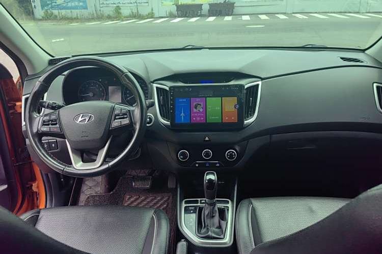 Used Hyundai ix25 2015 1.6L Automatic Two-Wheel Drive Smart GLS Trim Interior 1