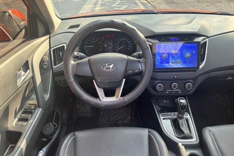 Used Hyundai ix25 2015 1.6L Automatic Two-Wheel Drive Smart GLS Trim Interior 10
