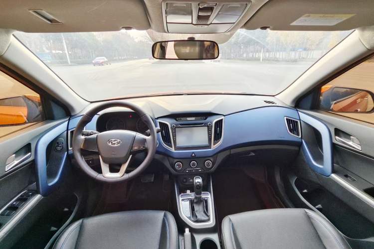 Used Hyundai ix25 2015 1.6L Automatic Two-Wheel Drive Smart GLS Trim Interior 2