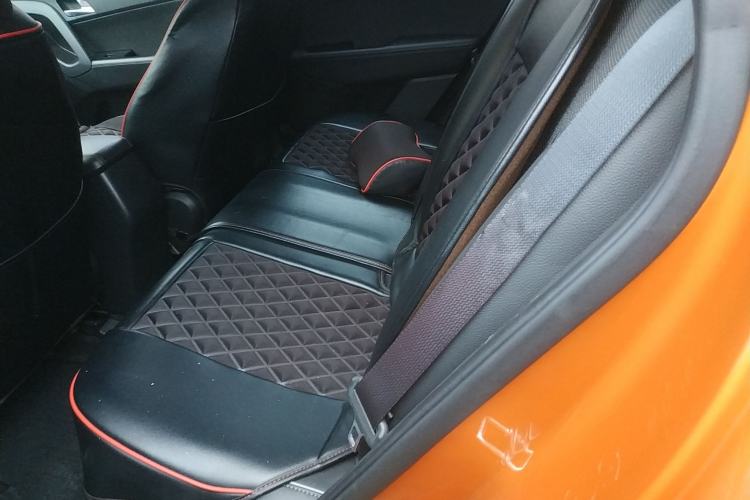 Used Hyundai ix25 2015 1.6L Automatic Two-Wheel Drive Smart GLS Trim Interior 4