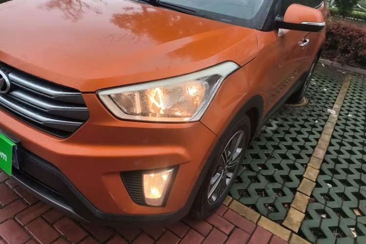 Used Hyundai ix25 2015 1.6L Automatic Two-Wheel Drive Smart GLS Trim Left Front Headlight