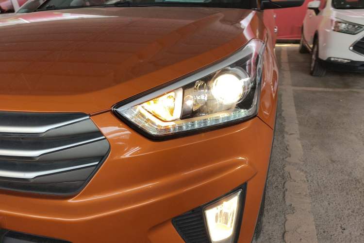 Used Hyundai ix25 2015 2.0L Automatic Two-Wheel Drive Intelligent GLS Left Front Headlight