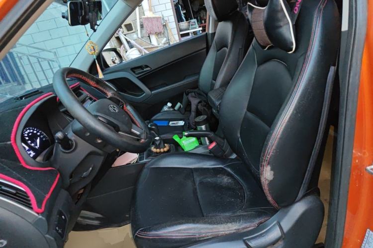 Used Hyundai ix25 2015 1.6L Manual Two-Wheel Drive Fashionable GS Model Left Front Seat