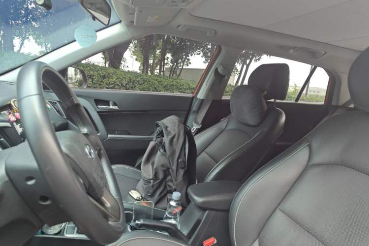 Used Hyundai ix25 2015 1.6L Automatic Two-Wheel Drive Smart GLS Trim Left Front Seat