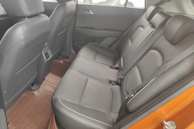 Used Hyundai ix25 2015 2.0L Automatic 4x4 Deluxe DLX Left Rear Seat