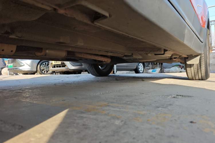 Used Hyundai ix25 2015 1.6L Automatic Two-Wheel-Drive Deluxe DLX Model Left Side Sill