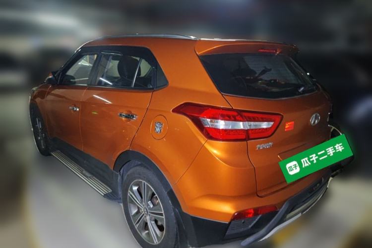 Used Hyundai ix25 2015 1.6L Automatic Two-Wheel-Drive Deluxe DLX Model Rear Left 45 Deg