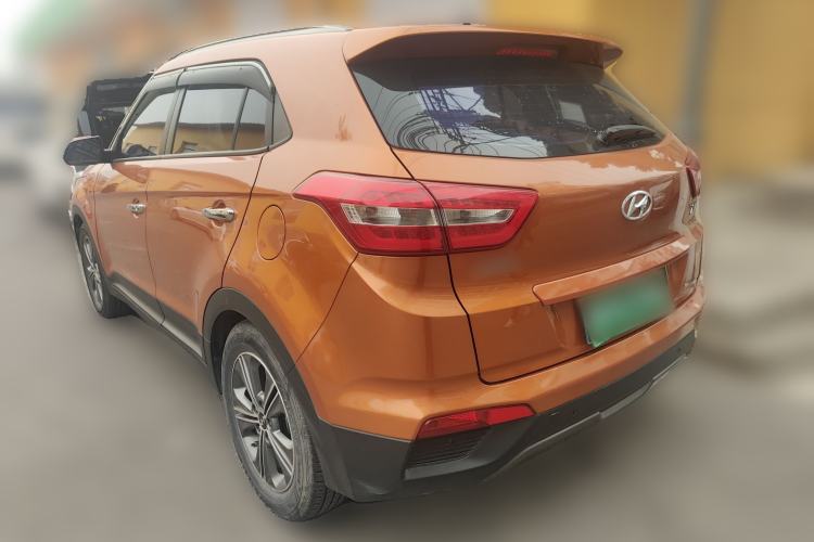 Used Hyundai ix25 2015 1.6L Automatic Two-Wheel-Drive Deluxe DLX Model Rear Left 45 Deg