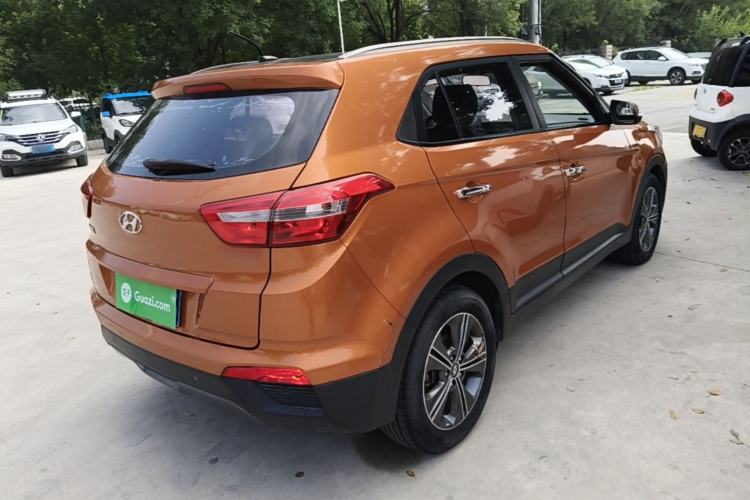 Used Hyundai ix25 2015 1.6L Automatic Two-Wheel Drive Smart GLS Trim Rear Right 45 Deg