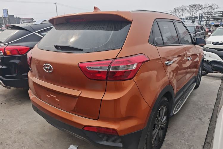 Used Hyundai ix25 2015 1.6L Automatic Two-Wheel Drive Smart GLS Trim Rear Right 45 Deg