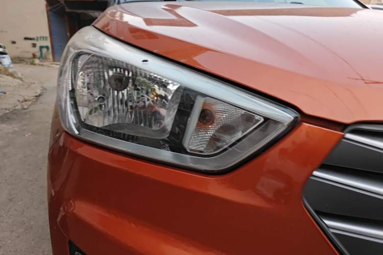 Used Hyundai ix25 2015 1.6L Manual Two-Wheel Drive Fashionable GS Model Right Front Headlight