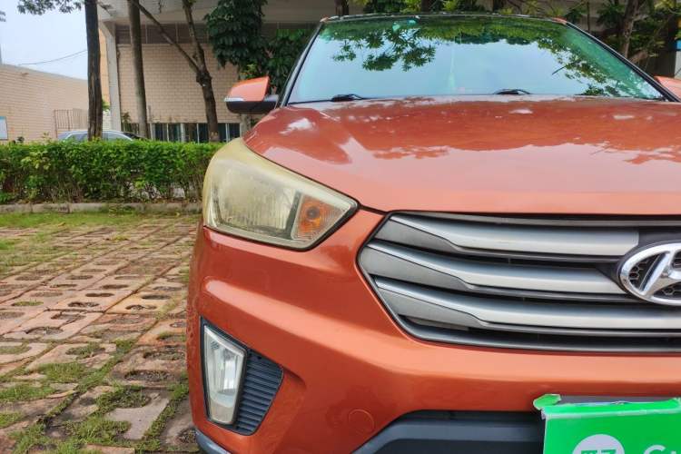 Used Hyundai ix25 2015 1.6L Automatic Two-Wheel Drive Smart GLS Trim Right Front Headlight