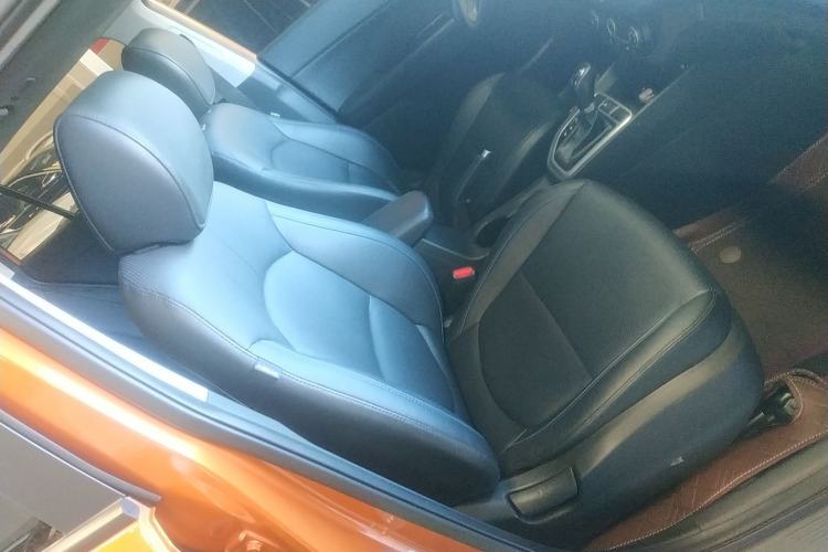 Used Hyundai ix25 2015 1.6L Automatic Two-Wheel Drive Smart GLS Trim Right Front Seat