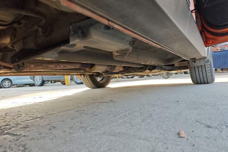 Used Hyundai ix25 2015 1.6L Automatic Two-Wheel-Drive Deluxe DLX Model Right Side Sill