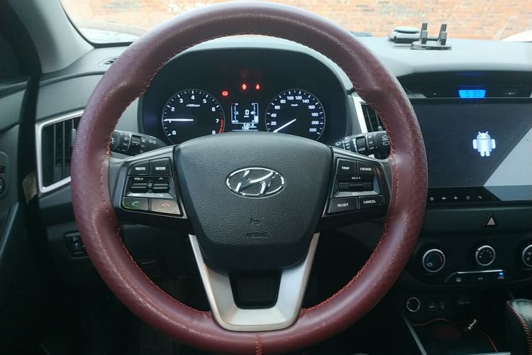 Used Hyundai ix25 2015 1.6L Automatic Two-Wheel Drive Smart GLS Trim Steering Wheel