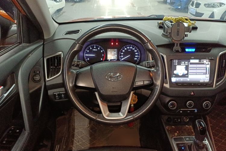 Used Hyundai ix25 2015 1.6L Automatic Two-Wheel Drive Smart GLS Trim Steering Wheel
