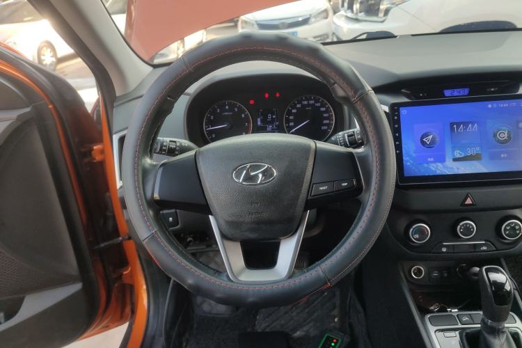 Used Hyundai ix25 2015 1.6L Automatic Two-Wheel Drive Smart GLS Trim Steering Wheel