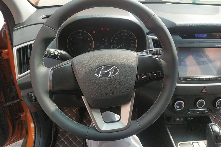 Used Hyundai ix25 2015 1.6L Automatic Two-Wheel Drive Smart GLS Trim Steering Wheel