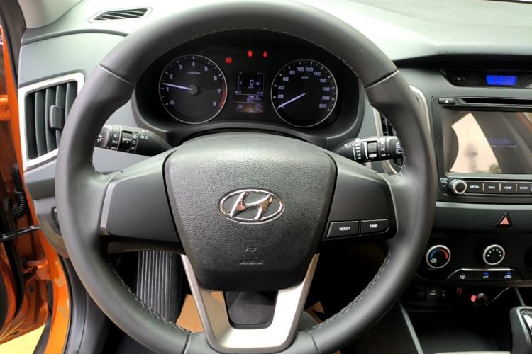 Used Hyundai ix25 2015 1.6L Automatic Two-Wheel Drive Smart GLS Trim Steering Wheel