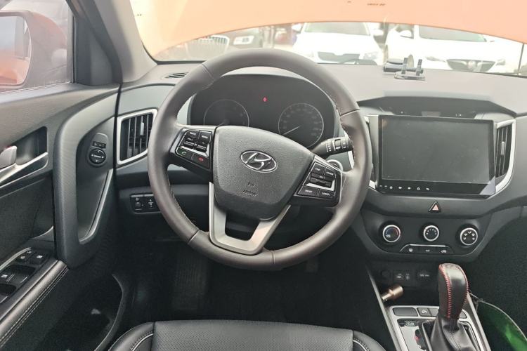 Used Hyundai ix25 2015 1.6L Automatic Two-Wheel Drive Smart GLS Trim Steering Wheel