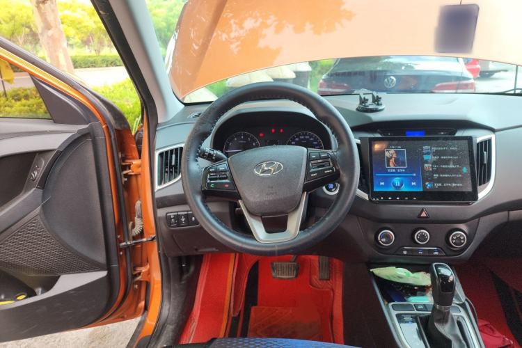 Used Hyundai ix25 2015 1.6L Automatic Two-Wheel Drive Smart GLS Trim Steering Wheel