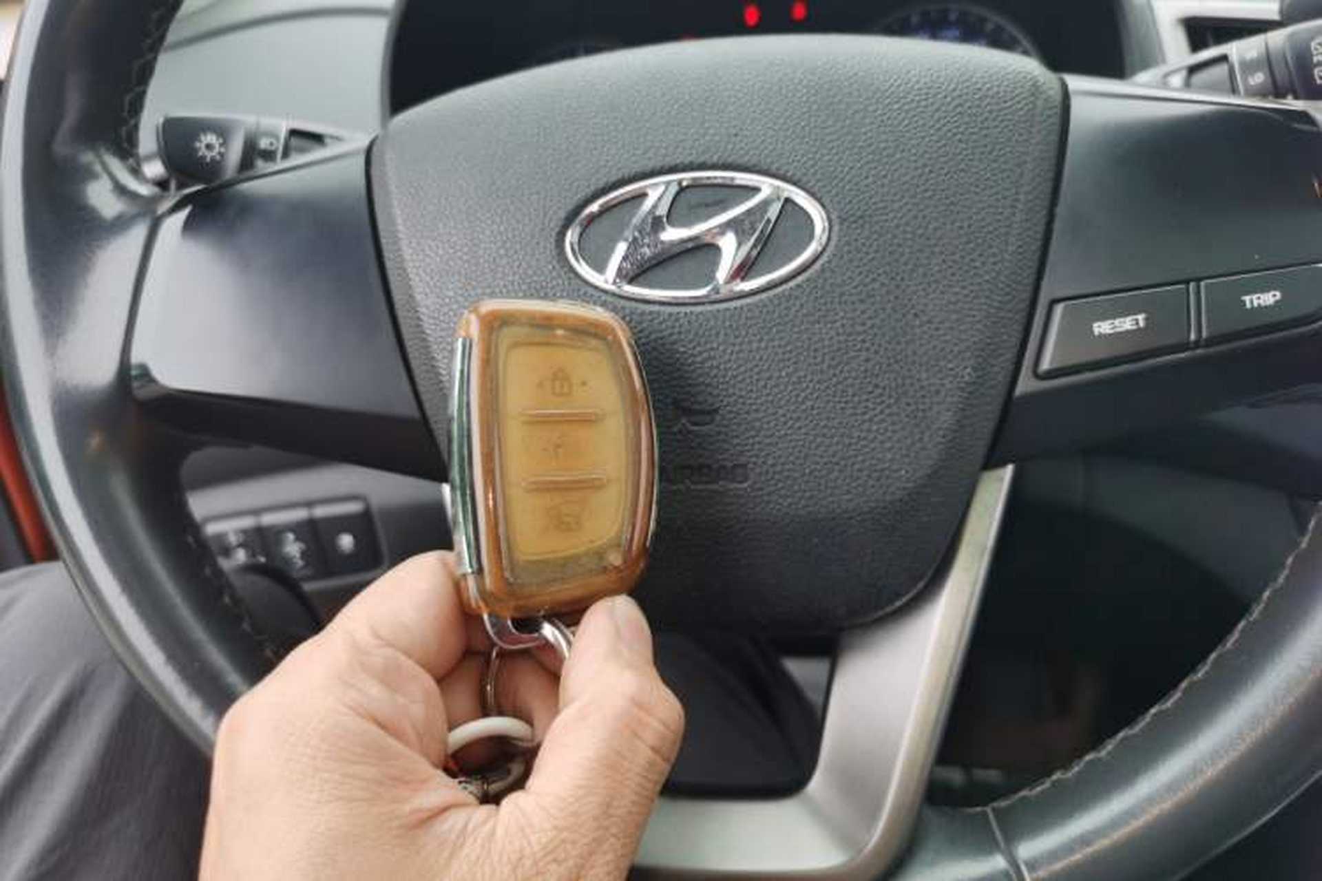 Used Hyundai ix25 2015 1.6L Automatic Two-Wheel Drive Smart GLS Trim Vehicle Key