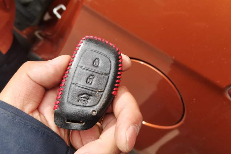 Used Hyundai ix25 2015 1.6L Automatic Two-Wheel Drive Smart GLS Trim Vehicle Key