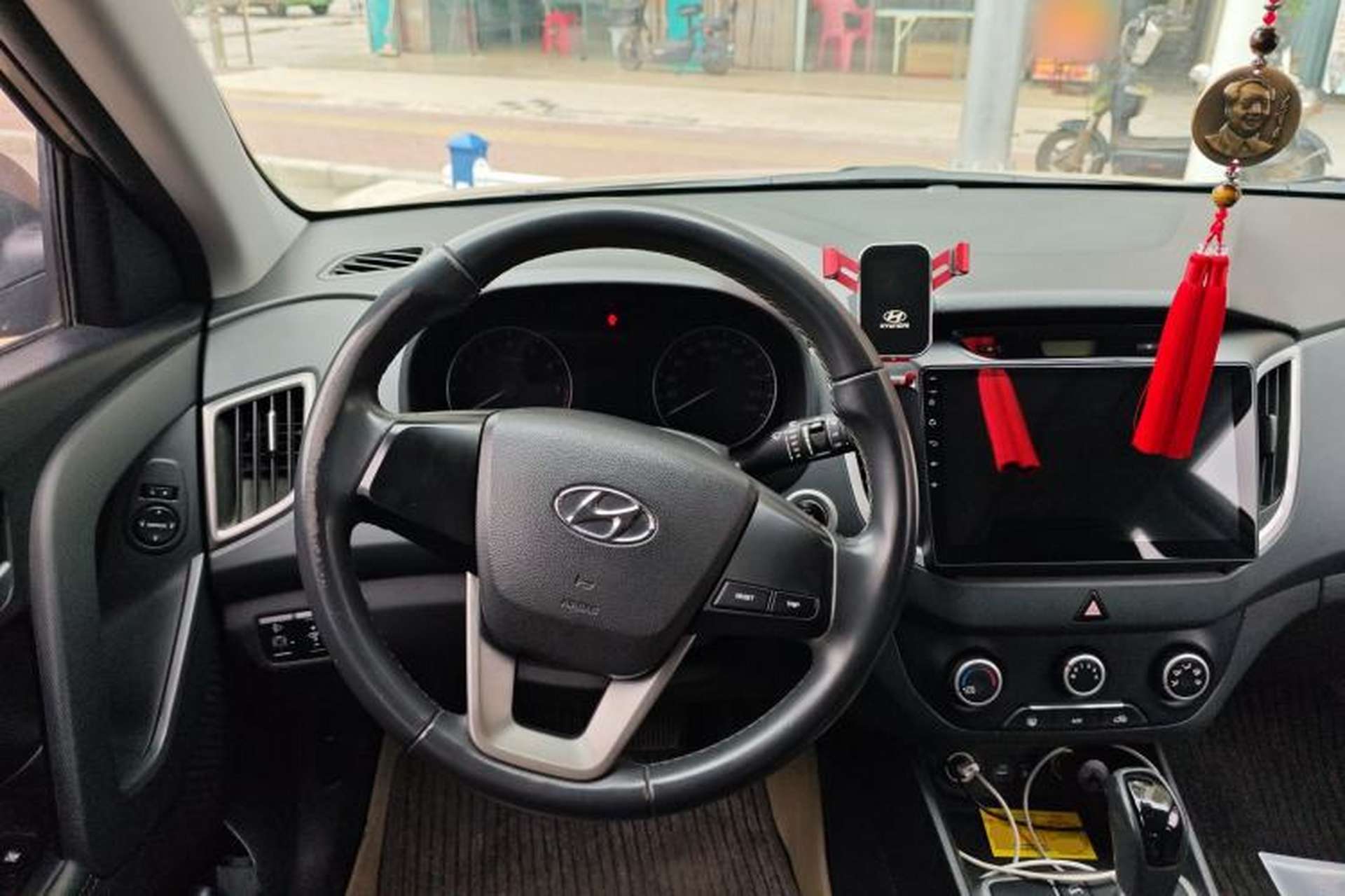 Used Hyundai ix25 2015 1.6L Automatic Two-Wheel Drive Smart GLS Trim Steering Wheel