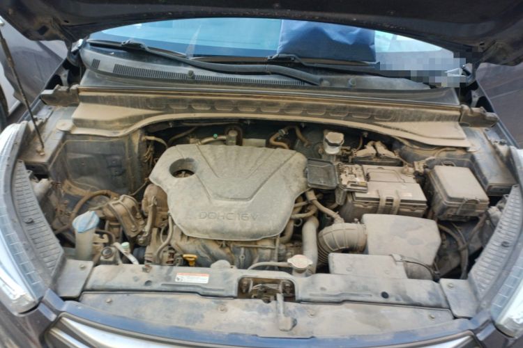 Used Hyundai ix25 2015 1.6L Automatic Two-Wheel-Drive Deluxe DLX Model Engine Bay