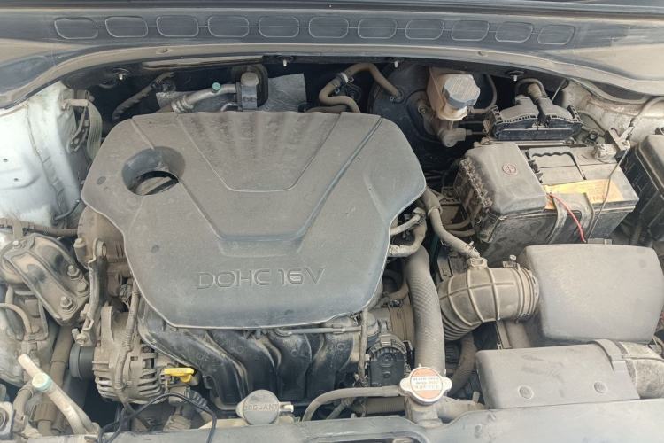 Used Hyundai ix25 2015 1.6L Automatic Two-Wheel Drive Smart GLS Trim Engine Bay
