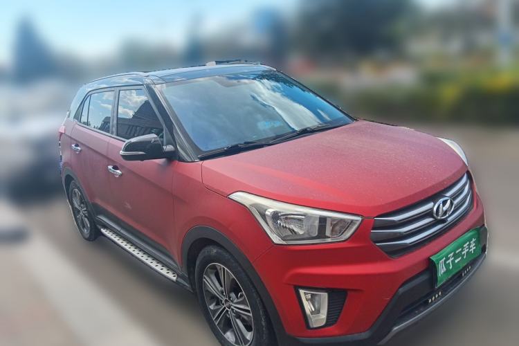 Used Hyundai ix25 2015 1.6L Automatic Two-Wheel Drive Smart GLS Trim Front Right 45 Deg