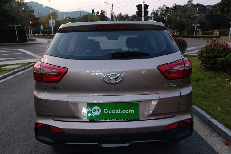Used Hyundai ix25 2015 1.6L Automatic Two-Wheel Drive Smart GLS Trim Rear