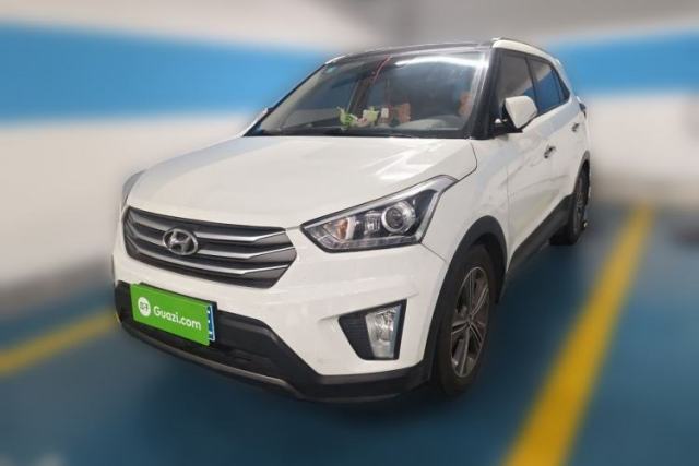Used Hyundai ix25 2015 1.6L Automatic Two-Wheel-Drive Deluxe DLX Model