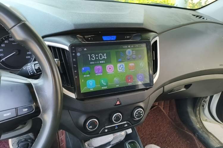 Used Hyundai ix25 2015 1.6L Automatic Two-Wheel Drive Smart GLS Trim Audio And AC Panel